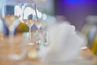 Eventlocation Goettingen Auswaerts Hotel Freizeit In Grau